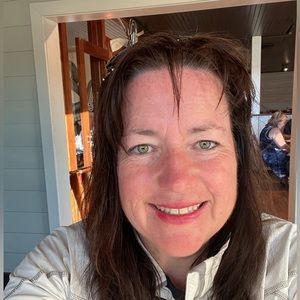 Meet your Posher, Symantha